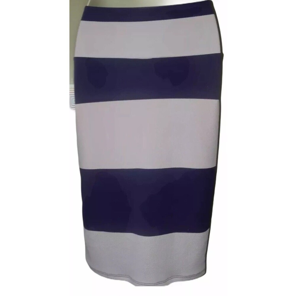 NWT LuLaRoe Cassie XS Pink purple striped  Pencil Skirt